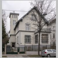 Haus Duschnitz, Weimarerstraße 87, Wien (verändert) Foto Thomas Ledl, Wikipedia.jpg